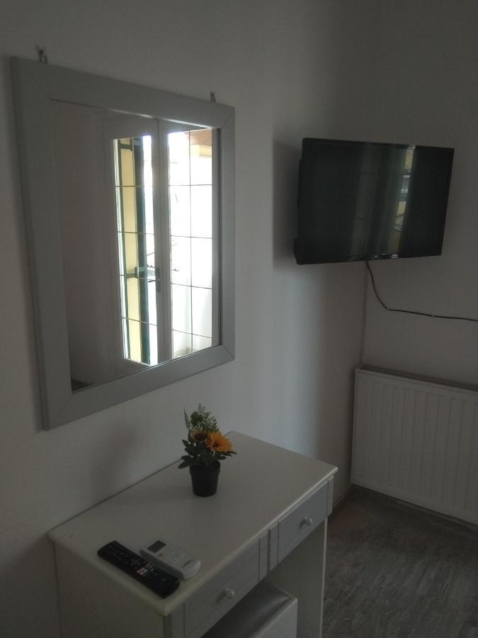 Demy'S Studio Apartman Aharávi Kültér fotó